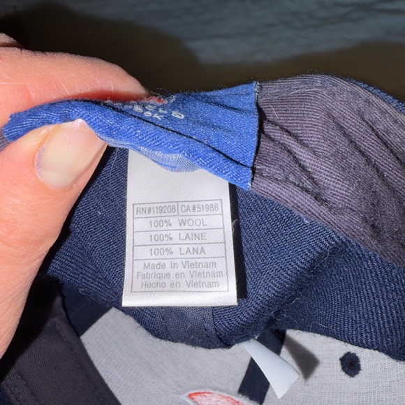 Chicago Bears Navy fitted Hat with Orange 'C' Logo - Picture 3 of 5